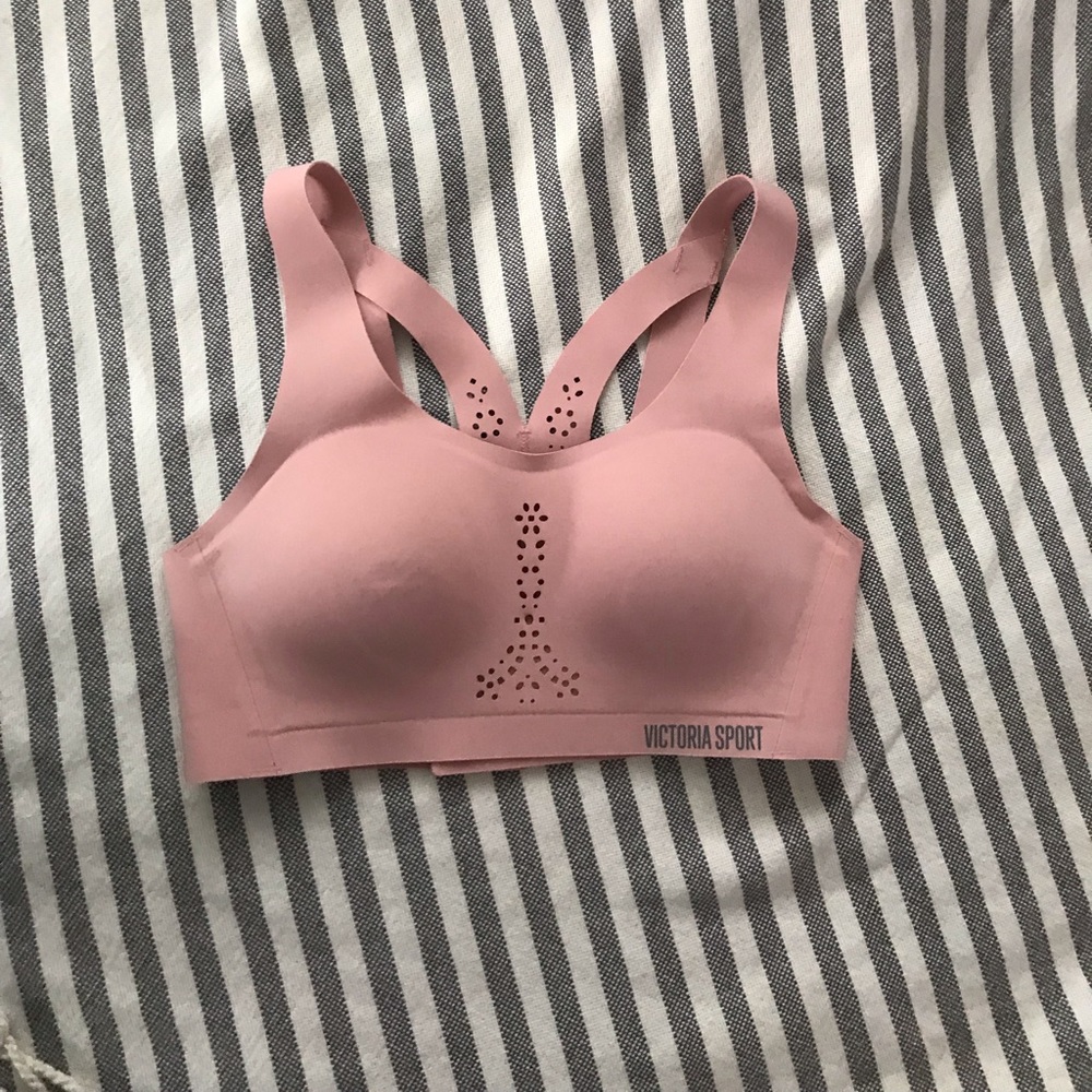 Victoria’s Secret Angel Max Sports Bra